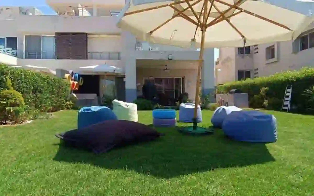 سينيور شاليه للبيع بالفرش والاجهزة فى هاسيندا باي الساحل